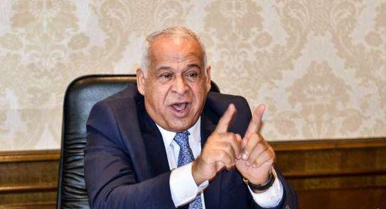 فرج عامر: تعميق التصنيع المحلى وتوطين التكنولوجيا يحقق زيادة الصادرات