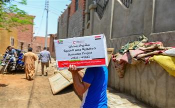   الهلال الأحمر الإماراتي و«الأورمان» يتعاونان لتوزيع كراتين رمضان فى قنا