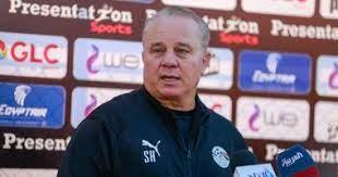 شوقي غريب يبدأ الأستعداد للأولمبياد بـ30 لاعبًا