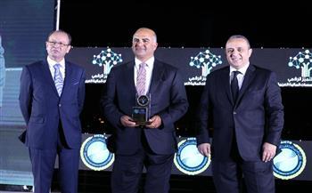 بنك مصر يحصد جائزة أفضل بنك في الابتكار الرقمي لعام 2020/2021