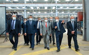    "وزير الدولة للإنتاج الحربي" يتفقد أحد مصانع القطاع الخاص لبحث سبل التعاون