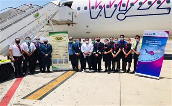   بالصور| مطار شرم الشيخ يستقبل 100 سائح إيطالى