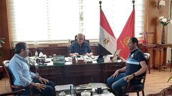 محافظ بورسعيد يلتقى عدد من أعضاء مجلس النواب