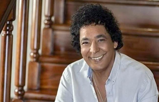 محمد منير يطرح «اللى باقى من صحابى»