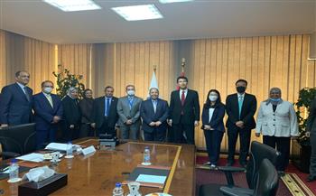   السفير الكوري يبحث مع وزير المالية دعم أنشطة شركات بلاده في مصر