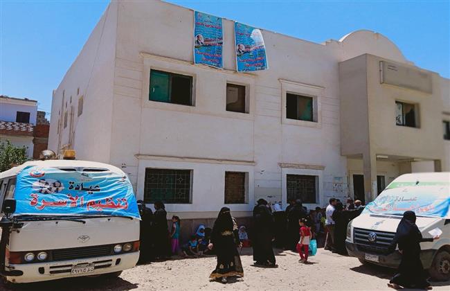 «صحة المنيا» تقدم الخدمات الطبية والعلاجية لـ 1774 مواطنا بقرية دلجا بديرمواس