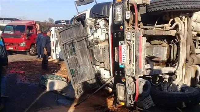 مصرع وإصابة 7 أشخاص فى انقلاب سيارة نقل بكفر الشيخ
