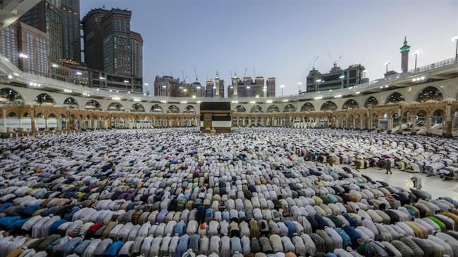 هل يجوز تعليق تأشيرات الحج والعمرة بسبب كورونا؟
