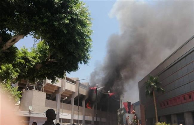اندلاع حريق كبير بمدرج التتش بمقر النادي الأهلي بالجزيرة