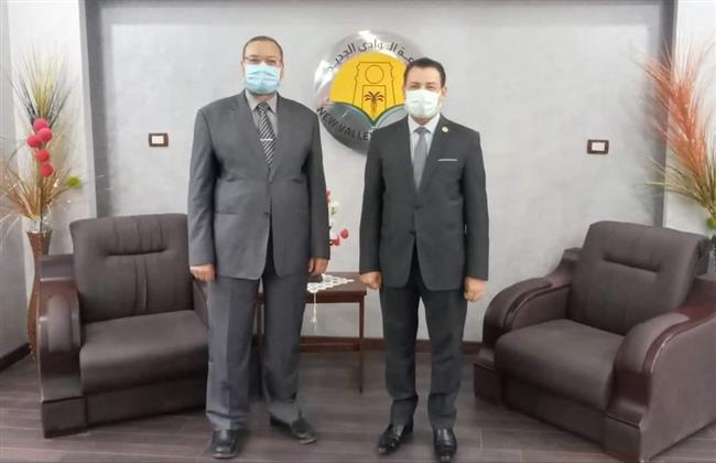 «حرباوي» نائبا لرئيس جامعة الوادى الجديد لشئون التعليم والطلاب
