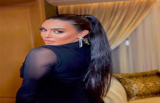 بالصور| ياسمين صبرى تتألق بالأسود
