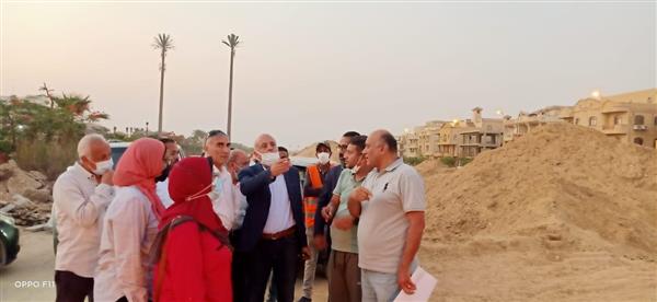 مسئولو «الإسكان» يتفقدون مشروعات الطرق بالقاهرة الجديدة