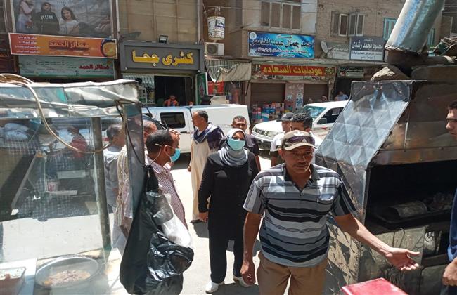 حملات لإزالة الإشغالات والباعة الجائلين بأسيوط