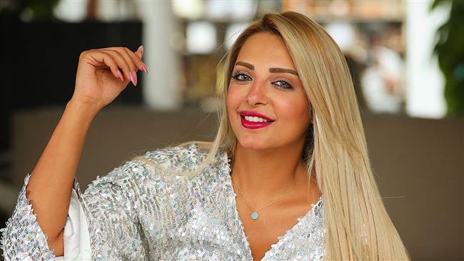 اعتزال وحادث وانفصال.. أزمات فى حياة مي حلمي