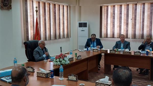 محافظ بورسعيد يترأس اجتماع مجلس إدارة المنطقة الصناعية