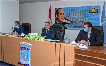   محافظ الإسكندرية ورئيس الرقابة الإدارية يعقدان ندوة حول «مكافحة الفساد»
