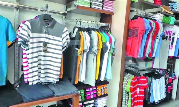غرفة صناعة الملابس: تحسن ملحوظ فى حركة البيع بالسوق المحلية