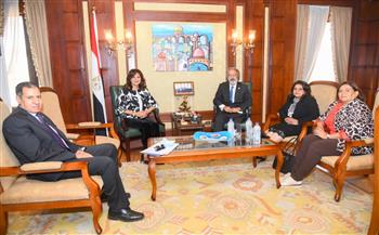   وزيرة الهجرة تستقبل «الصحة بالشيوخ» لبحث التعاون المشترك بشأن مبادرة «صوت مصر فى إفريقيا»