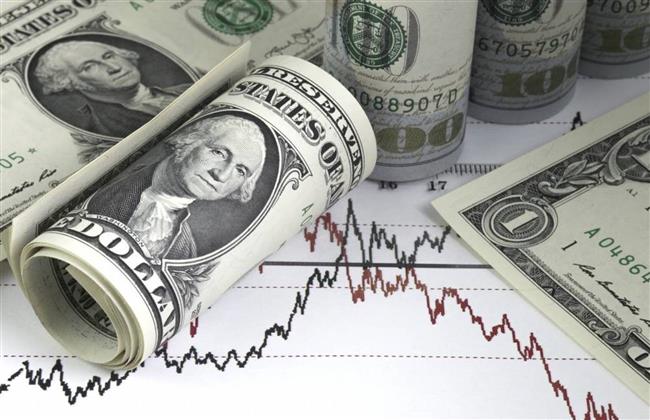 سعر الدولار يسجل ارتفاع مقابل الجنيه