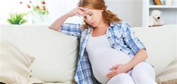   دكتور النساء والتوليد.. نصائح للحامل من ضيق التنفس