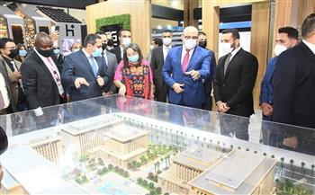   وزير الإسكان يفتتح معرض «بيج 5 مصر للبناء» بمشاركة ١٨٠ شركة عالمية