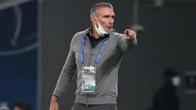 لاعب جديد يخرج من حسابات كارتيرون