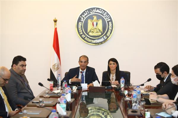 وزير الاتصالات: حريصون على مد جسور التعاون مع المؤسسات الدولية