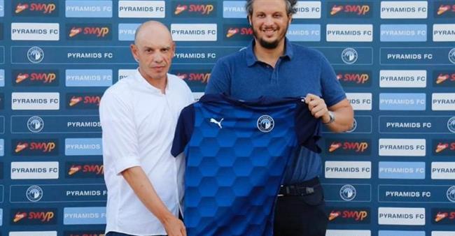 بعد الإطاحة بـ أروابارينا.. تاكيس جونياس مديرًا فنيًا لبيراميدز