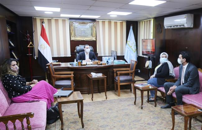 نائب محافظ كفر الشيخ يناقش عددا من الملفات مع وفد الأكاديمية الوطنية للتدريب