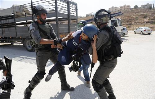 الوكالة الفلسطينية: 153 انتهاكًا إسرائيليًا ضد الصحفيين خلال شهر مايو