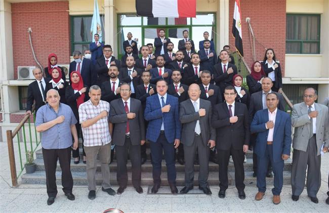  اتحاد طلاب جامعة سوهاج وطلاب من أجل مصر يحتفلون بـ ٣٠ يونيو 