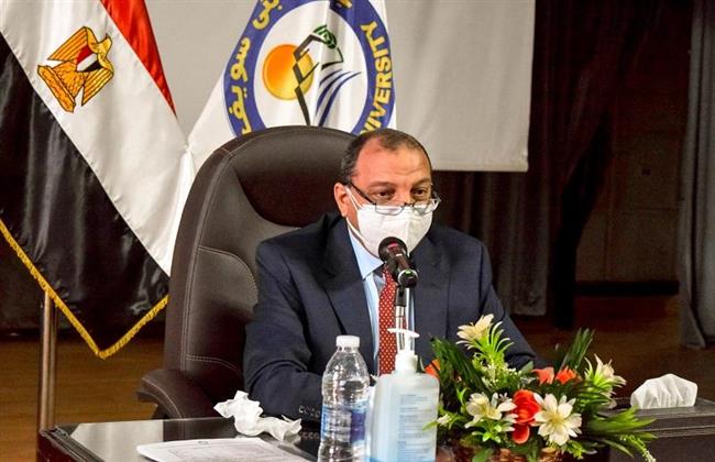 800 جنيه مكافأة للعاملين بجامعة بنى سويف