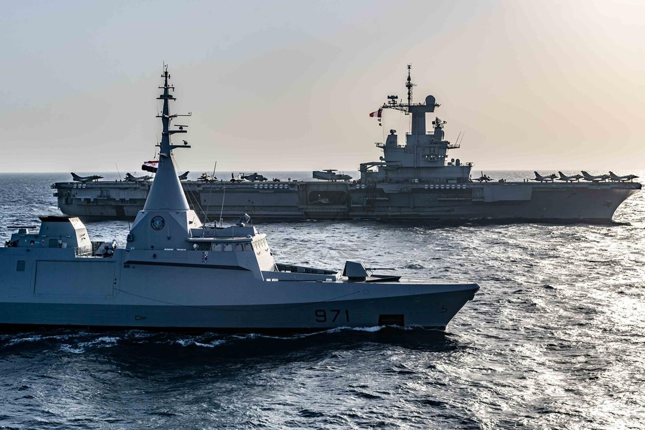 البحرية المصرية والفرنسية تنفذان تدريباً مشتركا فى نطاق الأسطول الشمالى