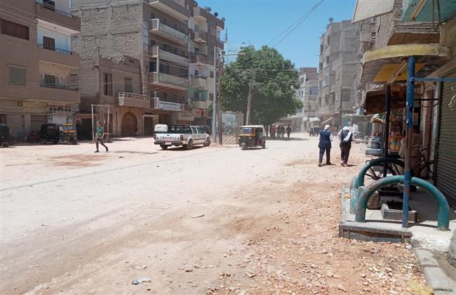 محافظ أسيوط: استكمال أعمال الرصف بقرى القوصية