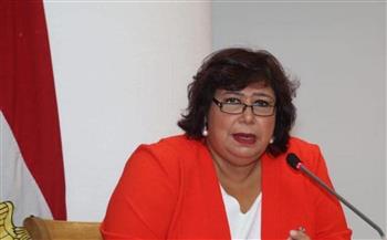   وزيرة الثقافة: صنايعية مصر تواصل جهود صون الهوية