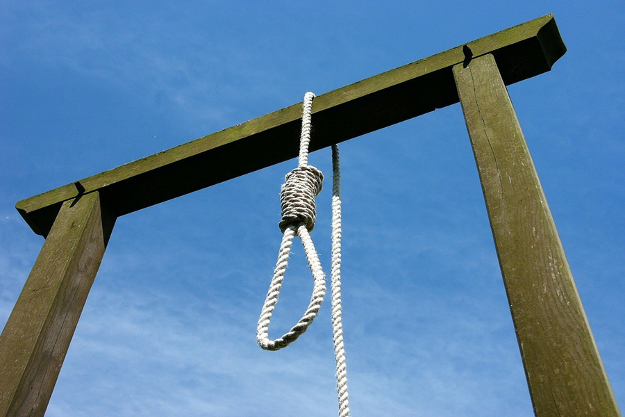 الإعدام شنقًا لـ«مغتصب فتاة قنا»