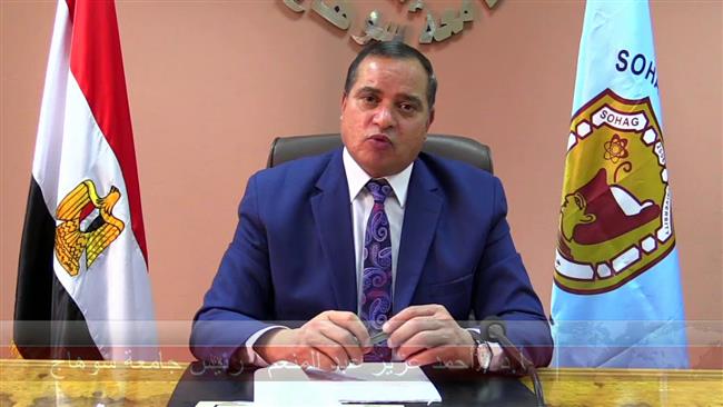 رئيس جامعة سوهاج يشهد مناقشة رسالة ماجستير حول التحليق الحيوي لجزيئات الفضة النانوية 