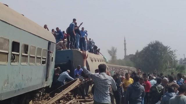 خروج قطار عن القضبان فى القليوبية