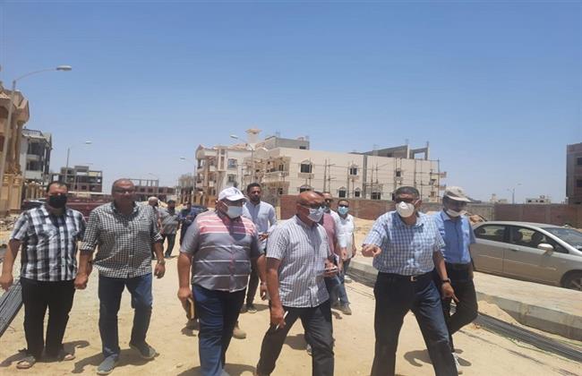 هدم غرف عشوائية بالمنطقة السياحية بأكتوبر