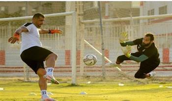 رباعى حراسة الزمالك يتلقى تعليمات منفردة من أوليفيرا 