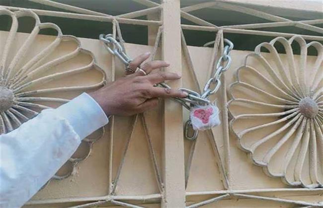 إغلاق مركز طبي تديره حاصلة على مؤهل متوسط بالمنيا