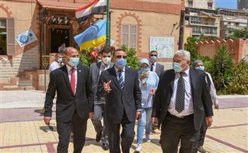 توفير ممرات مغطاة لطلاب الثانوية العامة بالإسكندرية