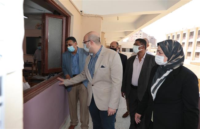محافظ بني سويف يطمئن على انتظام سير امتحانات الثانوية العامة
