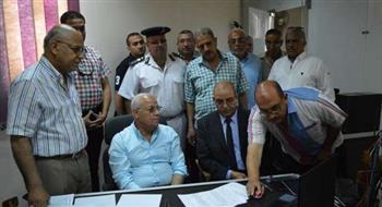   محافظ بورسعيد يتفقد غرفة عمليات امتحانات الثانوية العامة