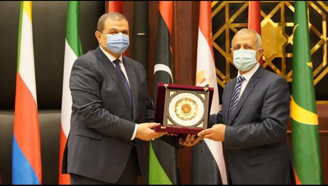 وزير القوي العاملة يزور الأكاديمية ويشيد بتطورها