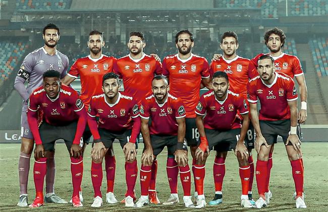 الأهلي يدفع بقوته الضاربة في مواجهة مصر المقاصة بالدوري الممتاز