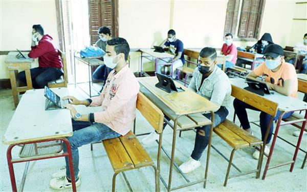 ضبط الطالب المسئول عن تصوير أجزاء من امتحان العربى للثانوية العامة