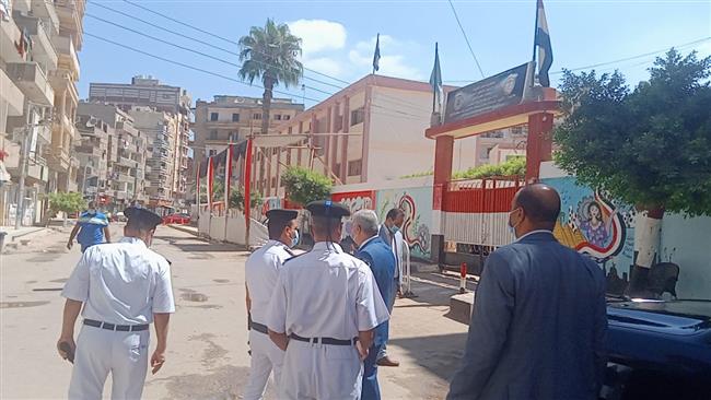محافظ كفر الشيخ يطمئن على تطبيق الإجراءات الاحترازية لامتحانات الثانوية العامة