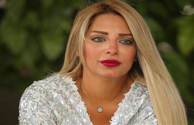 مى حلمى تشعل مواقع التواصل الأجتماعى بصورة جديدة
