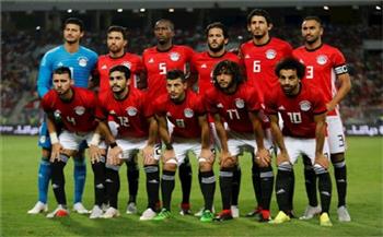   اتحاد الكرة يدرس حضور ه آلاف مشجع فى مباراة مصر وأنجولا